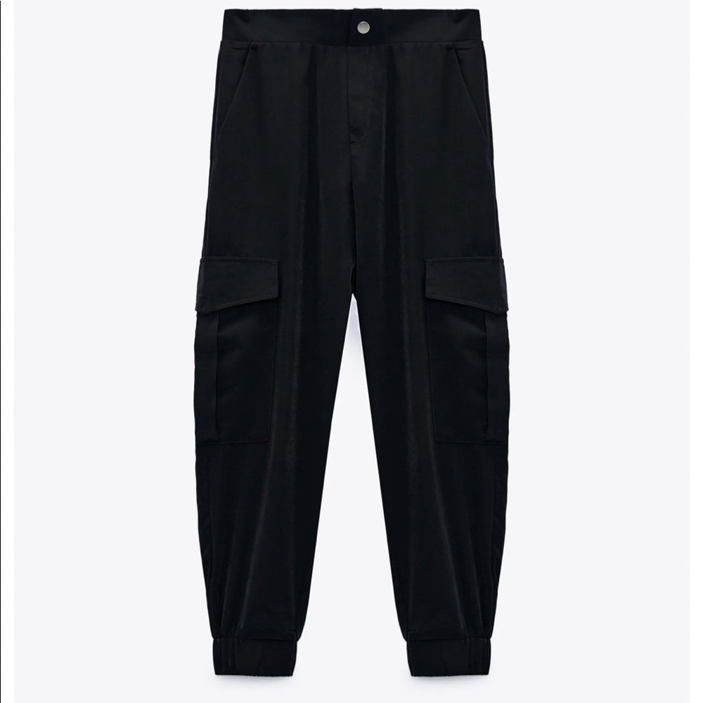BNWT Zara Loose Fitting Cargo Trousers